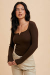 RIBBED KNIT NOTCHED V NECK TOP