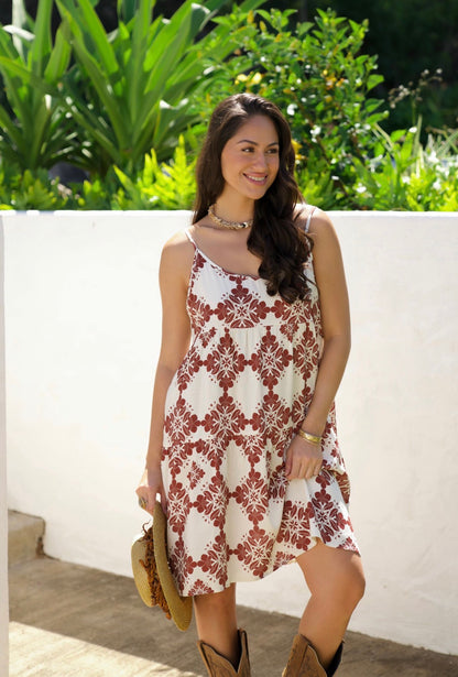 Orchid Isle Elena Dress in Tiramisu