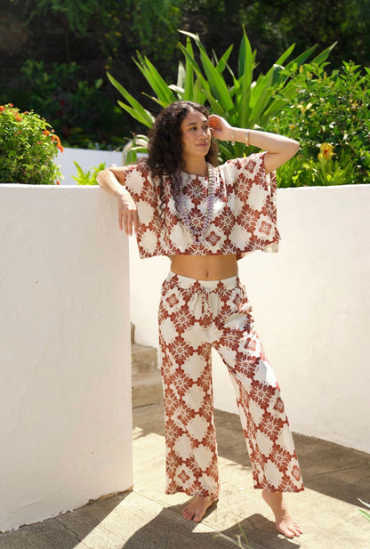 Orchid Isle Hina Blouse in Tiramisu