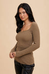 RIBBED KNIT NOTCHED V NECK TOP